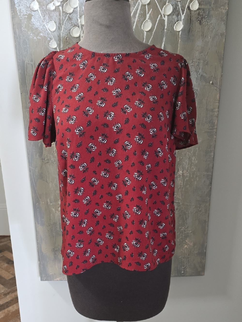 LC Lauren Conrad Rust Floral Puff-Sleeve Short Sleeve Tee